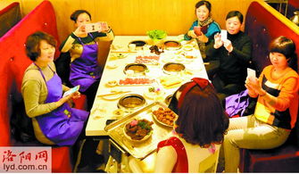 洛陽餐飲住宿服務(wù)邁入智能時代 首款餐飲服務(wù)智能機(jī)器人正式上崗